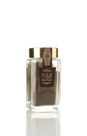 بخور أسام ذهبي | نقاء العود الهندي برونق فاخر